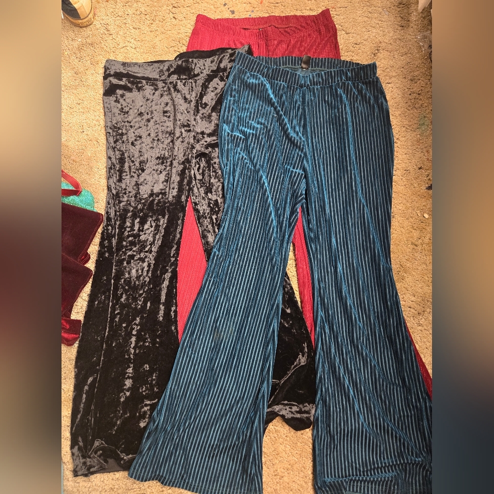 3 Flare Leggings SHEIN